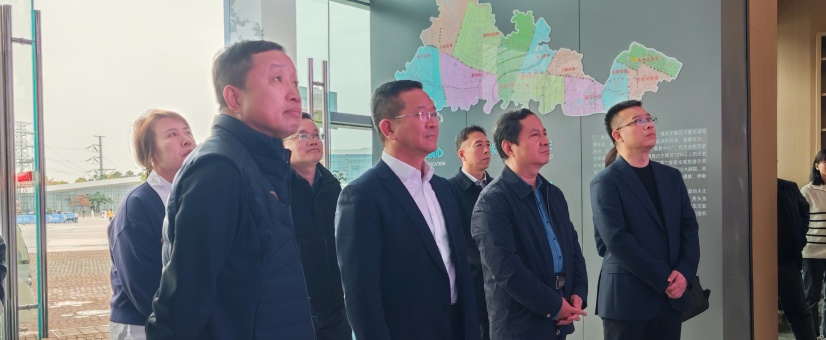 中國樂凱與保定市競秀區(qū)共同赴成都傳媒集團(tuán)考察交流